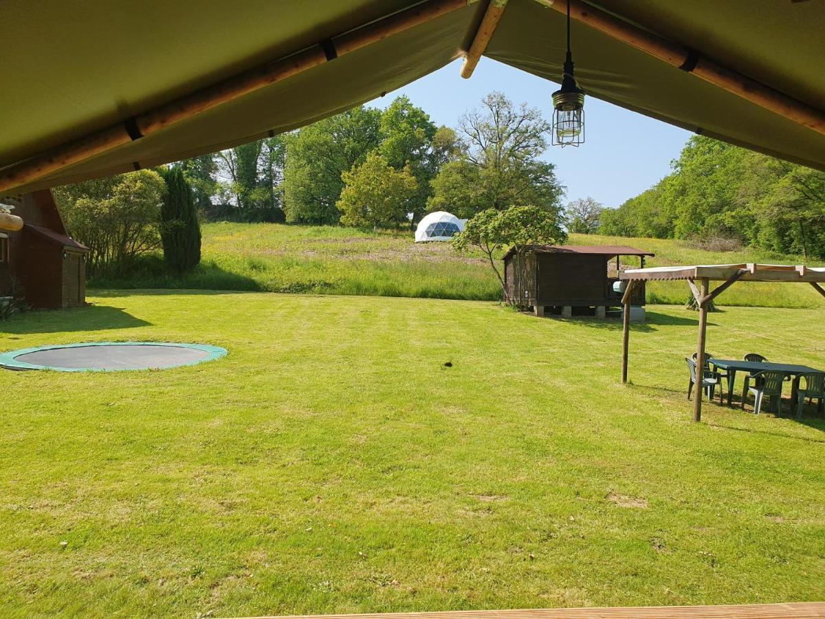 Luxury Safari Tents At Moulin Du Pommier Glamping & Camping Saulgond Eksteriør billede