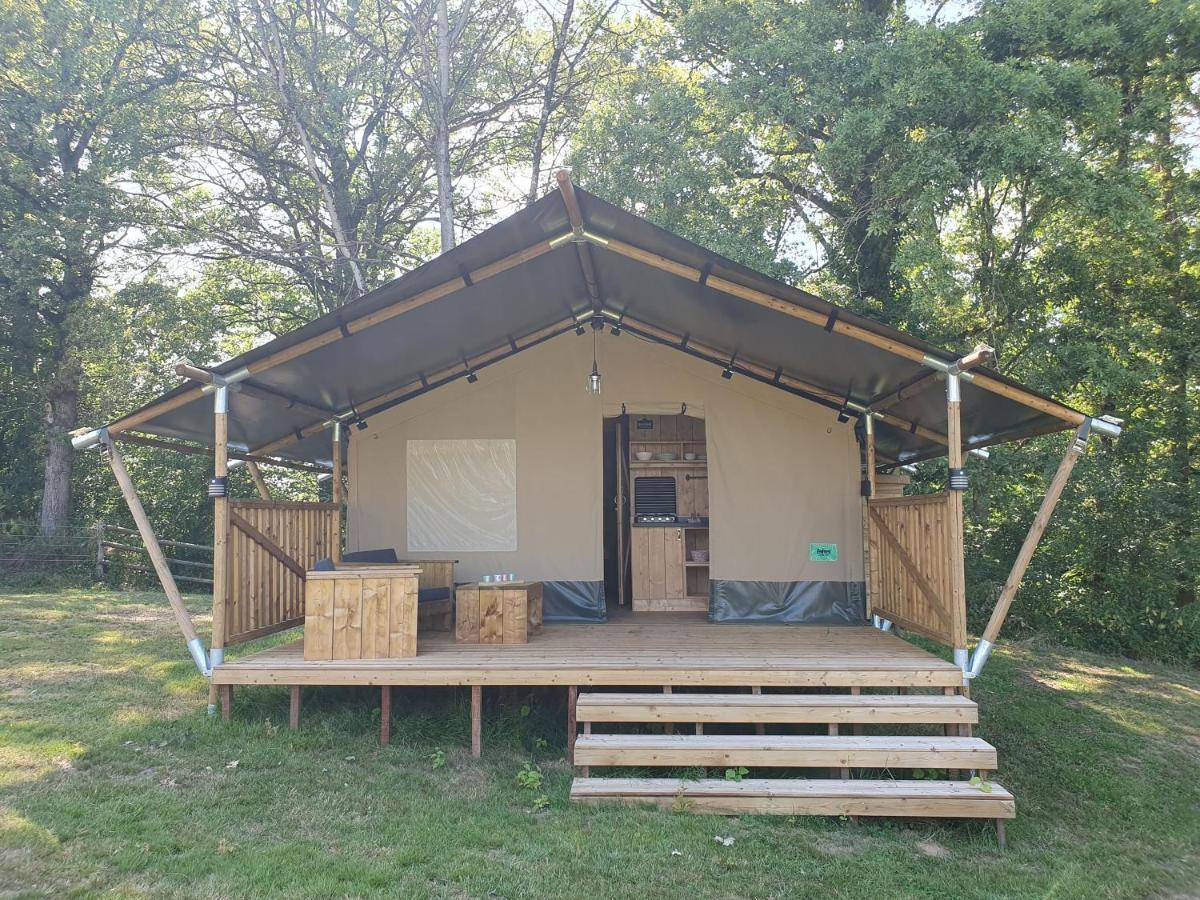 Luxury Safari Tents At Moulin Du Pommier Glamping & Camping Saulgond Eksteriør billede
