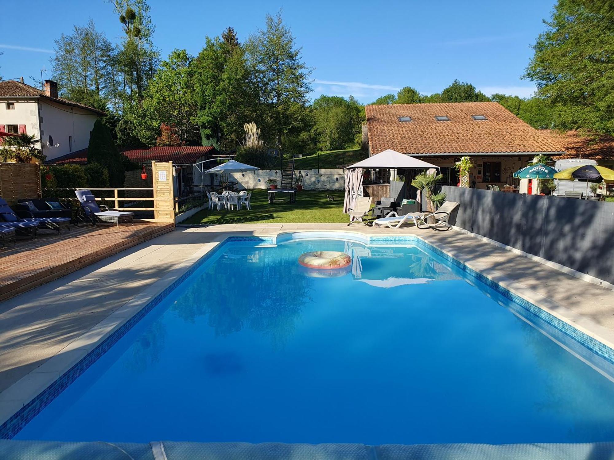 Luxury Safari Tents At Moulin Du Pommier Glamping & Camping Saulgond Eksteriør billede